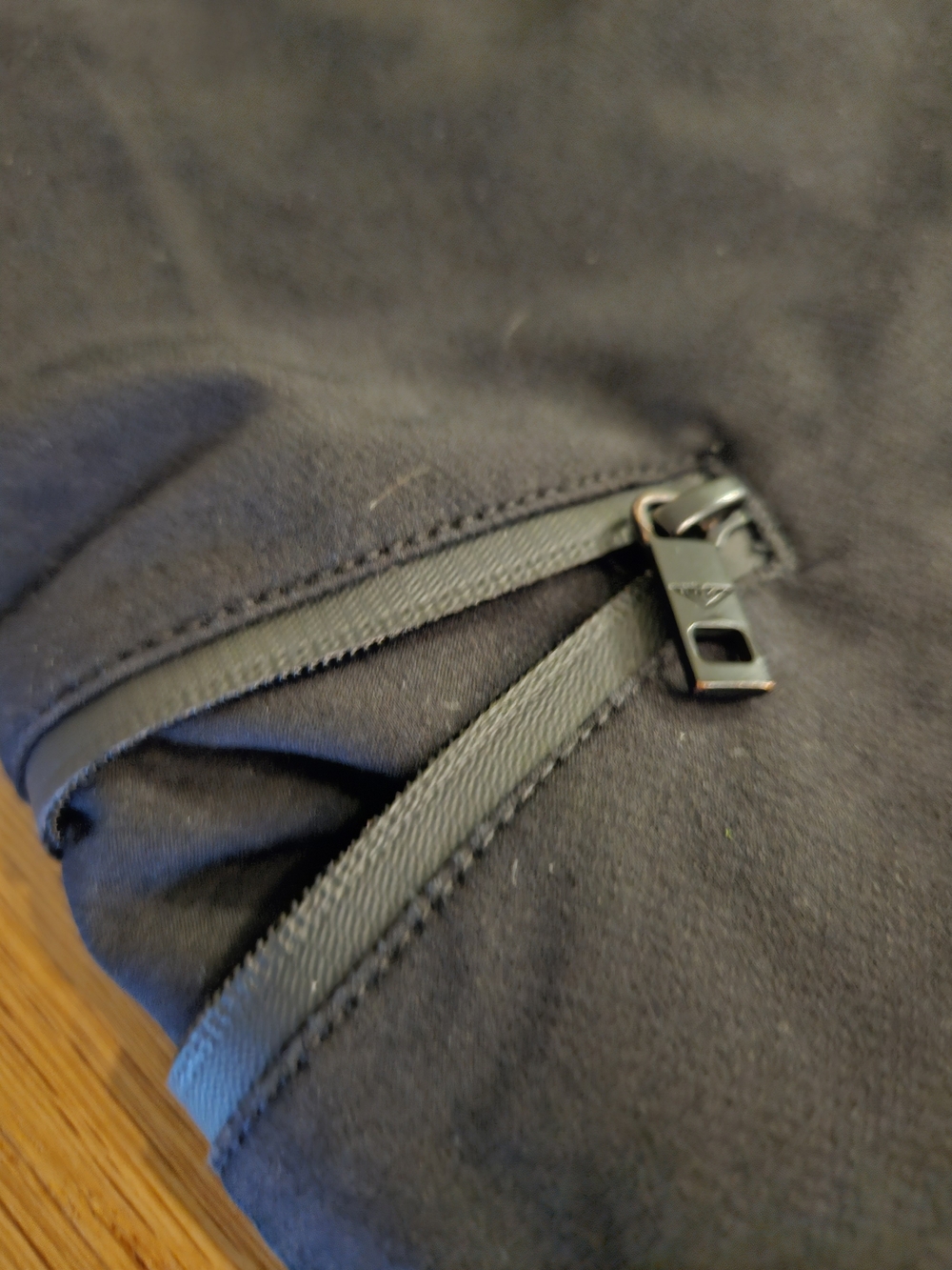 Adjustable Tech Mens Pants - Picture 3 of 8